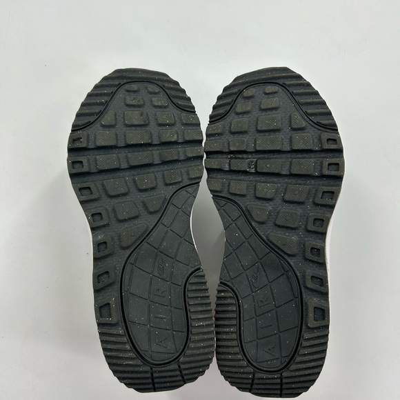 Nike AIR MAX Kids 2Y Grey Black White DQ0285-002 Athletic Sneakers - Picture 8 of 8